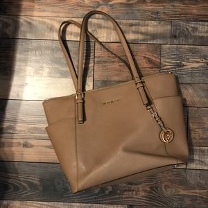 Michael Kors Tote